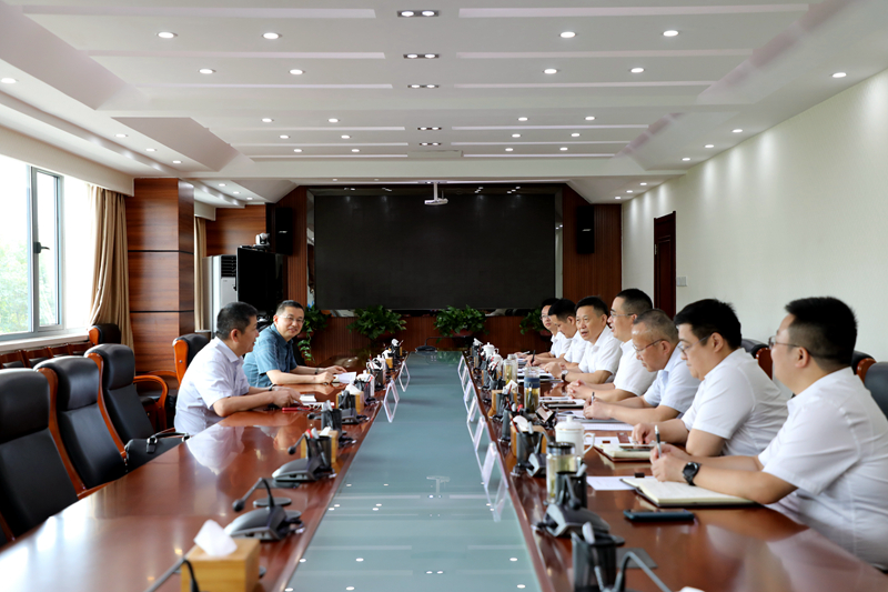建工控股黨委委員、總會計師王淑德赴公司調(diào)研 - 副本